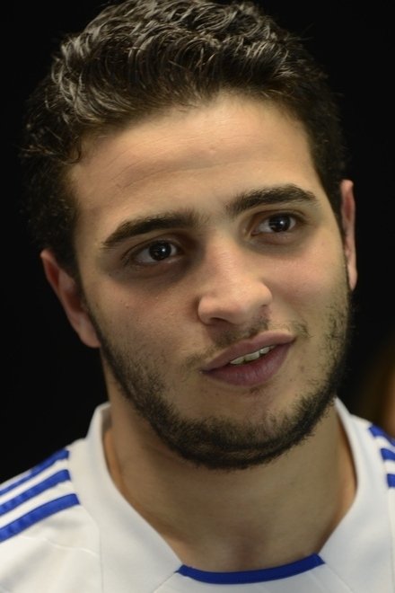 Lyes Kaouah backdrop