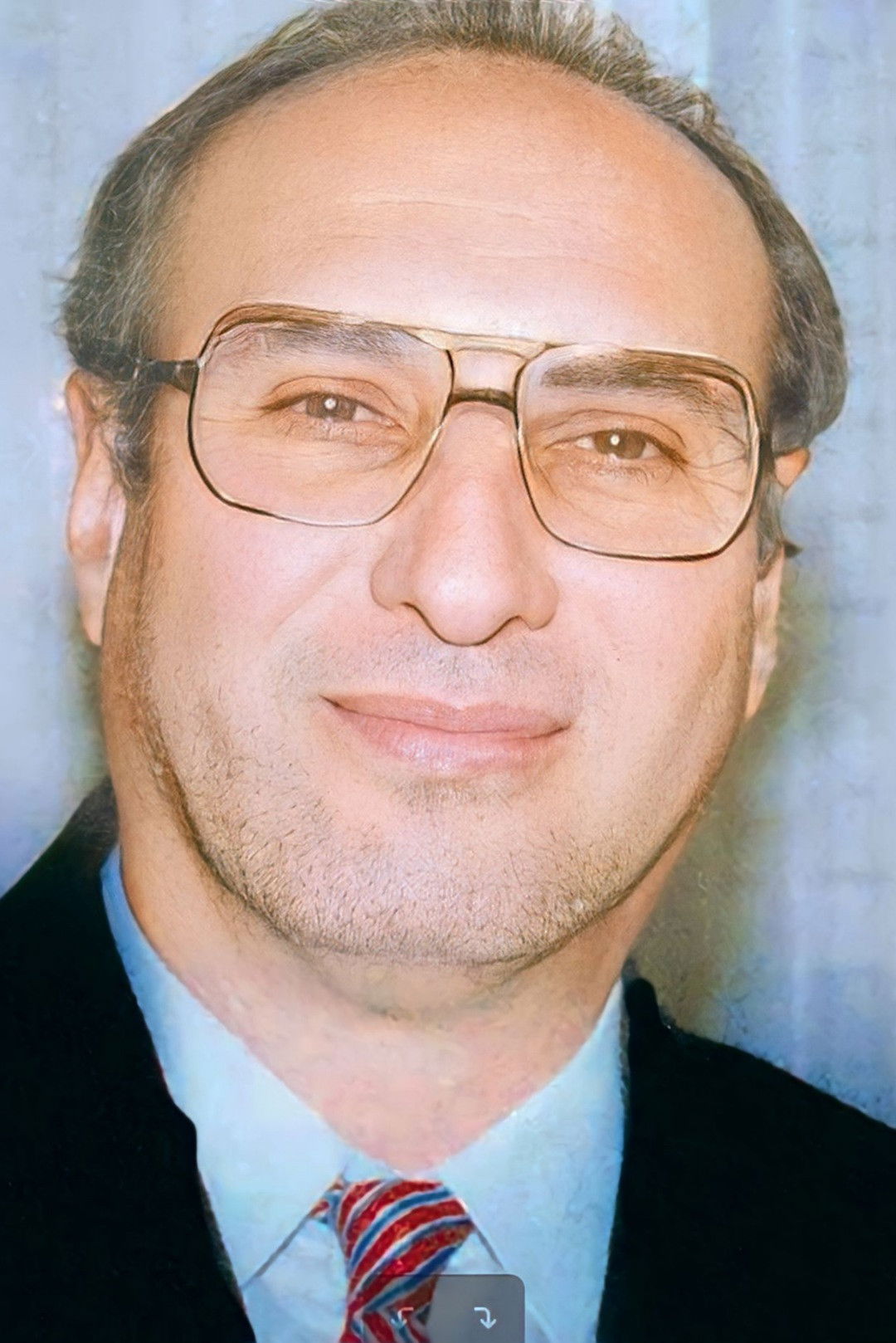 Saeed Shimi backdrop