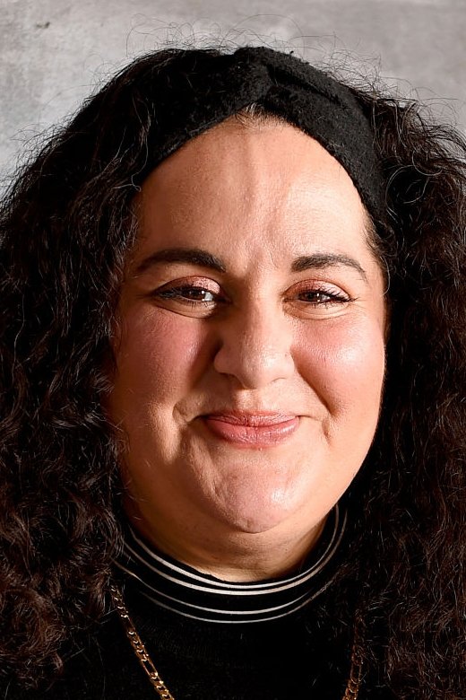 Ruha Taslimi backdrop