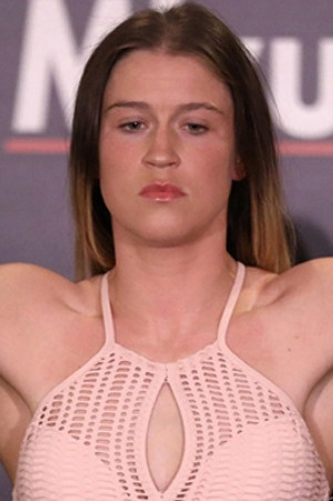 Chelsea Chandler backdrop