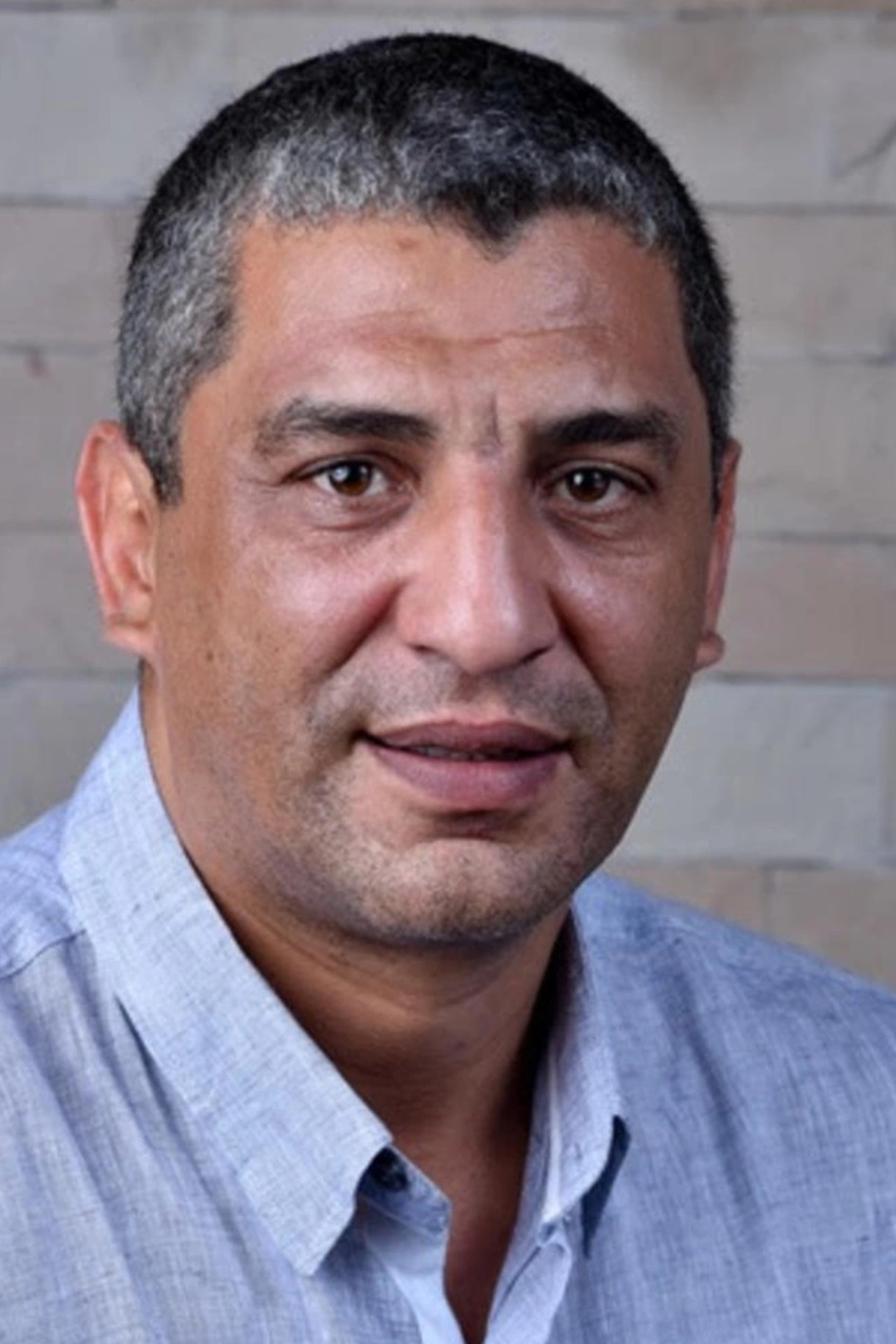 Abdenour Zahzah backdrop