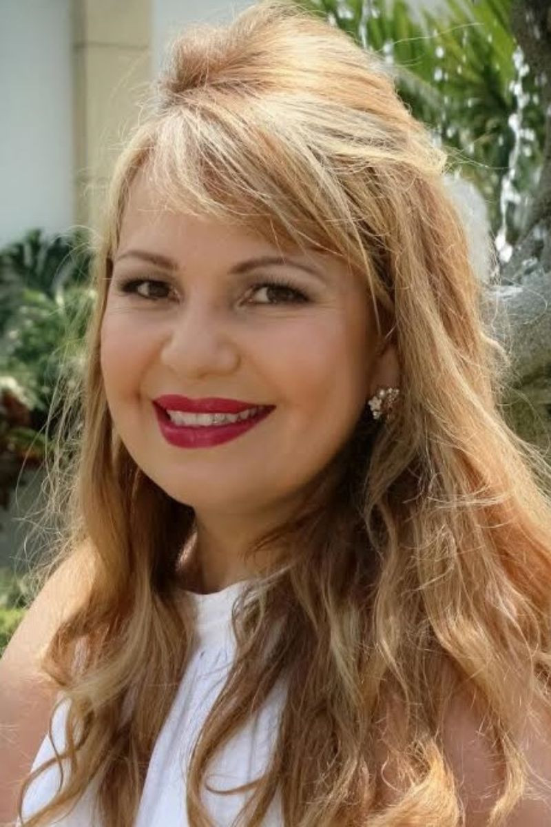 Rosibel Carvajal backdrop