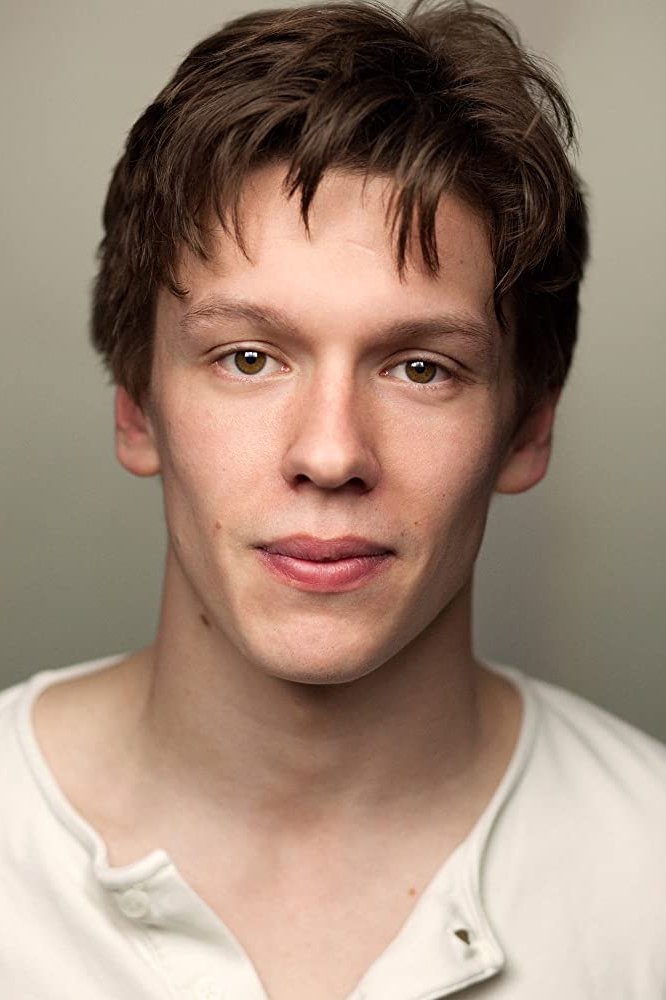 Freddie Wise backdrop