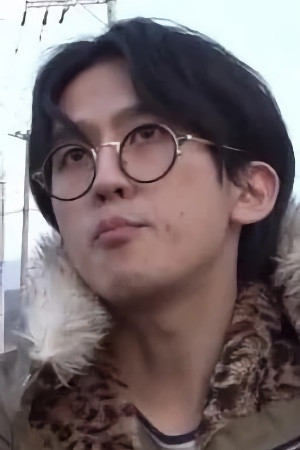 Li Jun-hjun backdrop