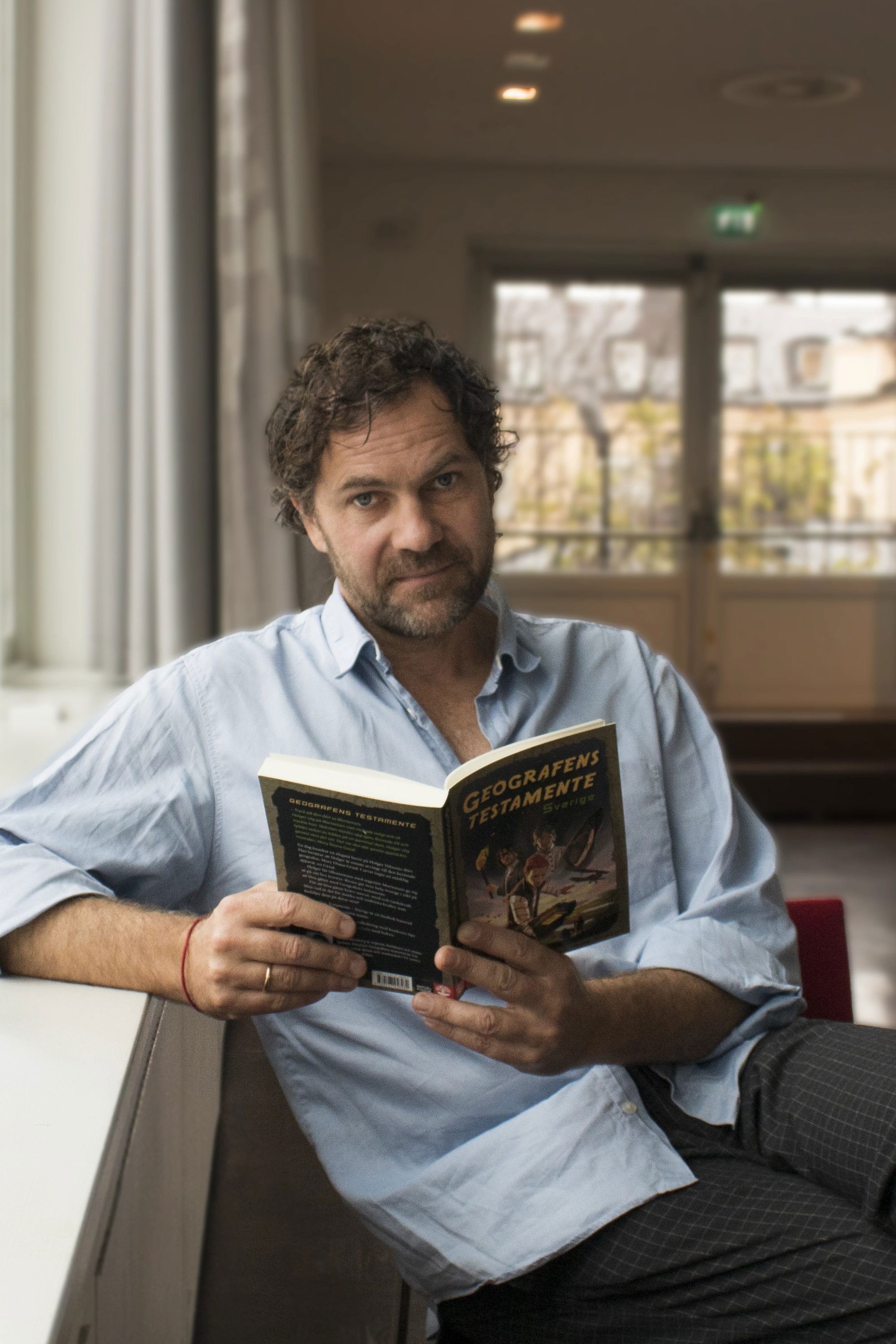 Henrik Ahnborg backdrop