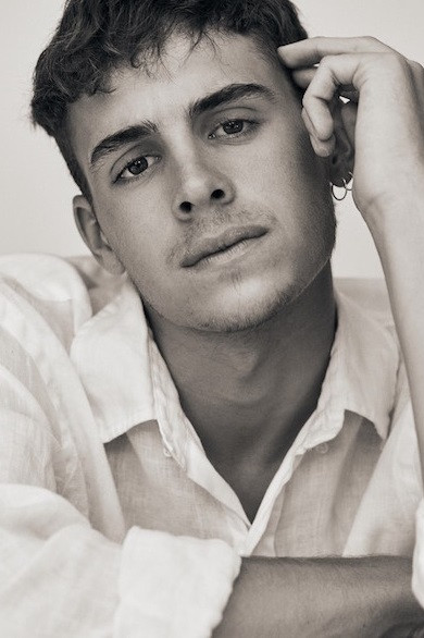 Otis Pavlovic backdrop