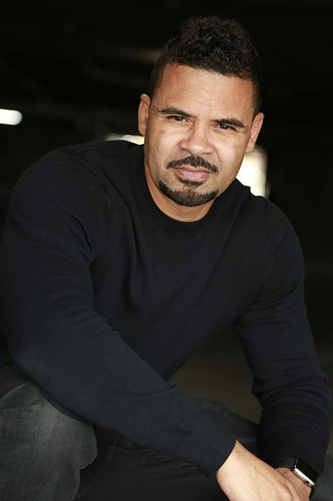 Adisa: Adisa backdrop