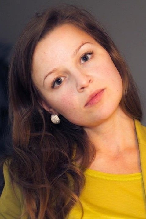 Gjertrud Bergaust backdrop