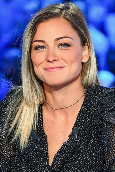 Laure Boulleau backdrop