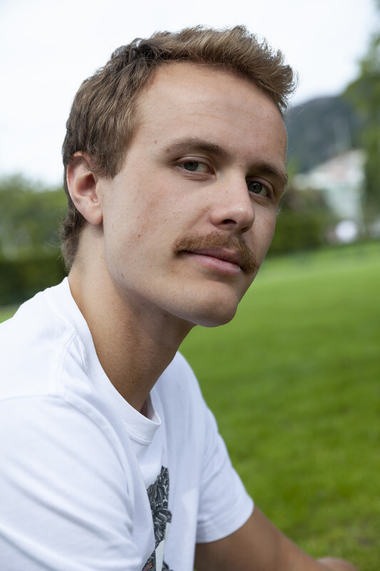 Viljar Bøe backdrop