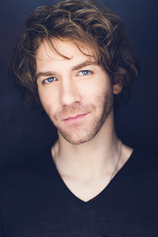 Steven Anderson backdrop