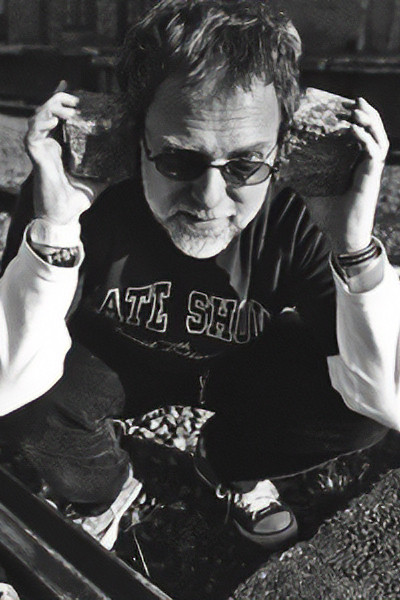 Majkëll El Bler backdrop