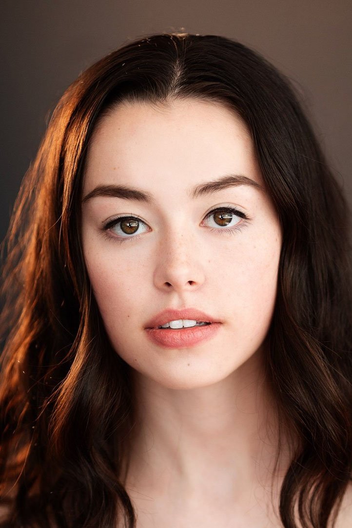 Anneliese Judge backdrop