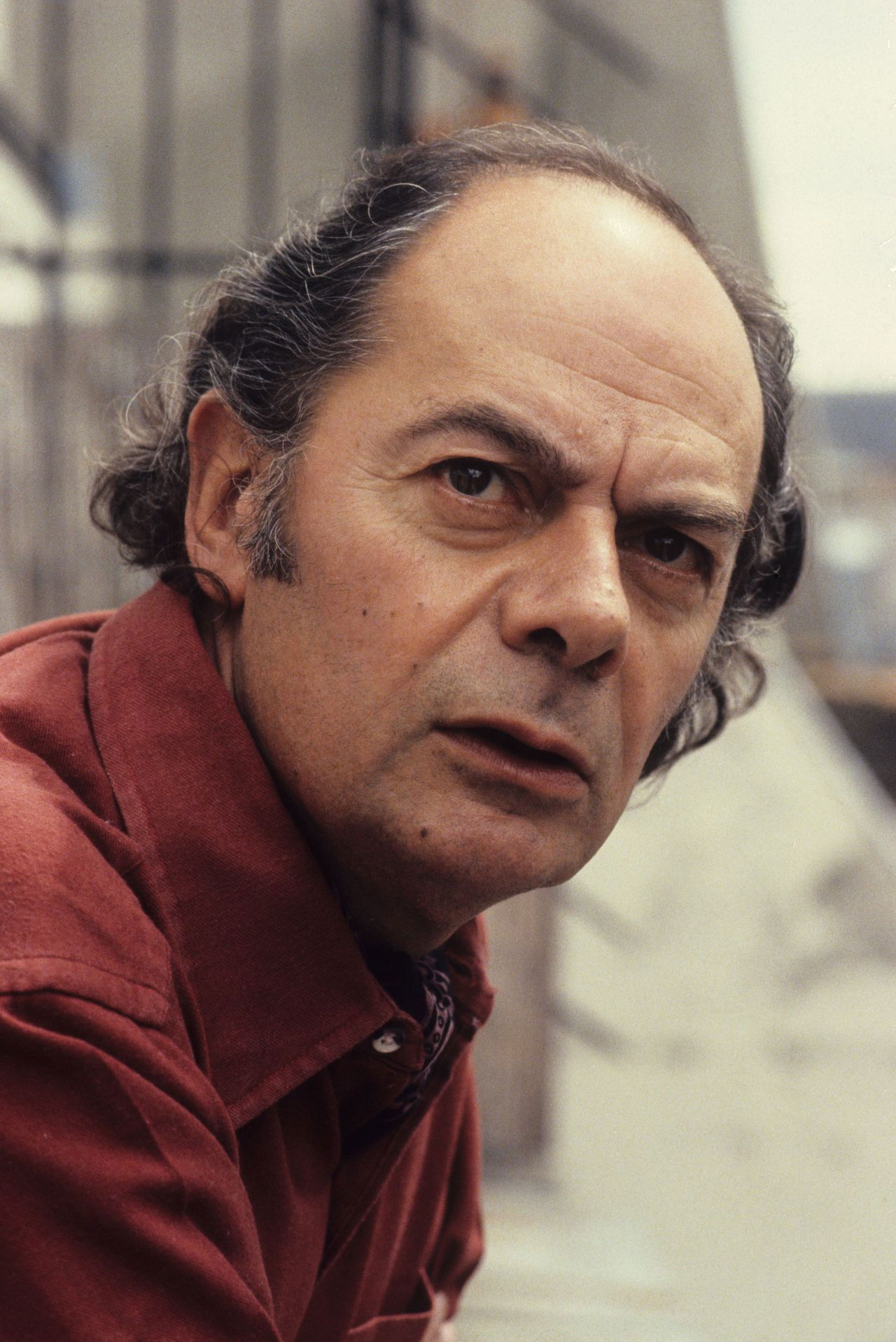 Claude Lefort backdrop