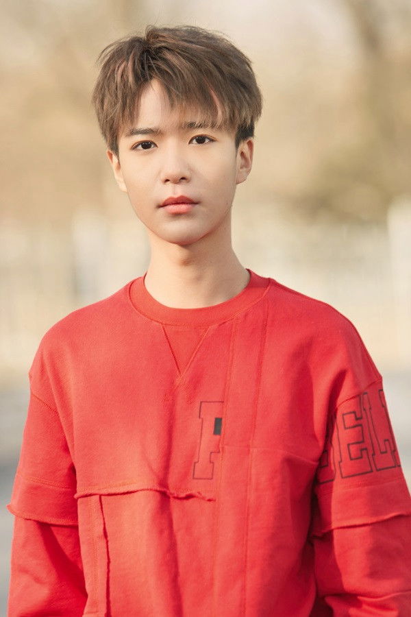 Yan Hao Yuan backdrop