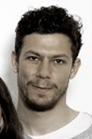 Simon Oded Weil backdrop