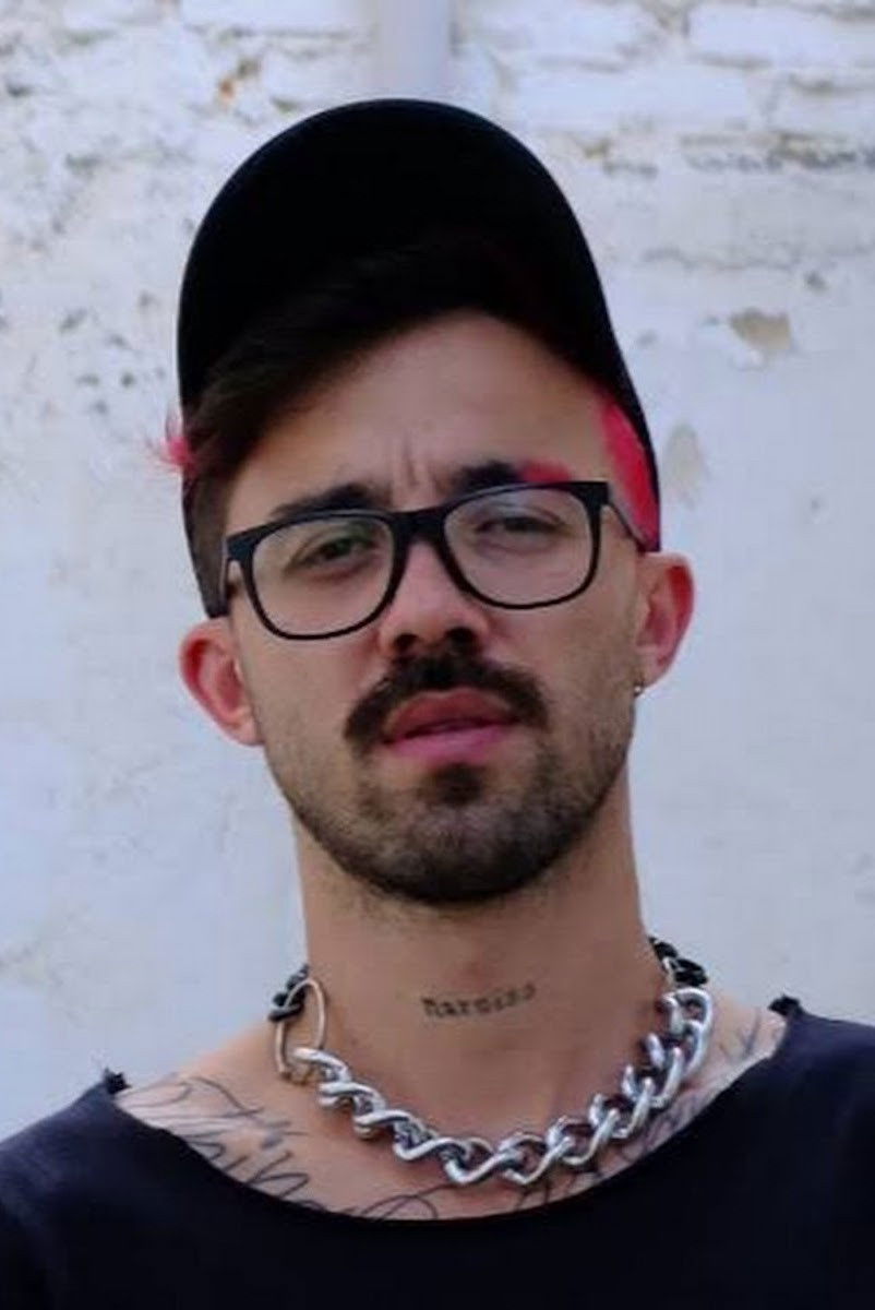 Marcelo D'Avilla backdrop