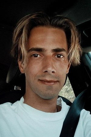 Nicolas Caeyers backdrop