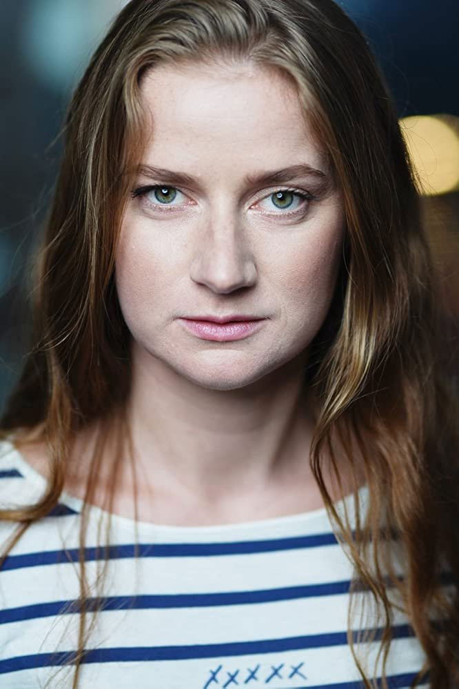 Violette Blanckaert backdrop