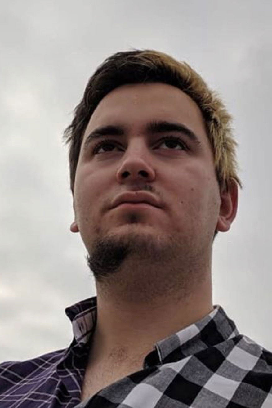 Javier Sánchez backdrop