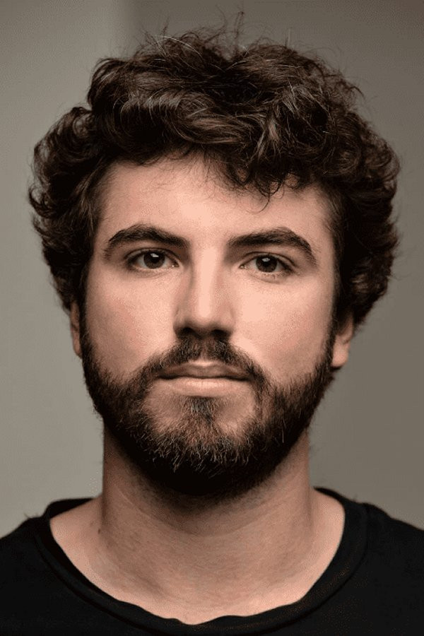 Louis Bodnia Andersen backdrop