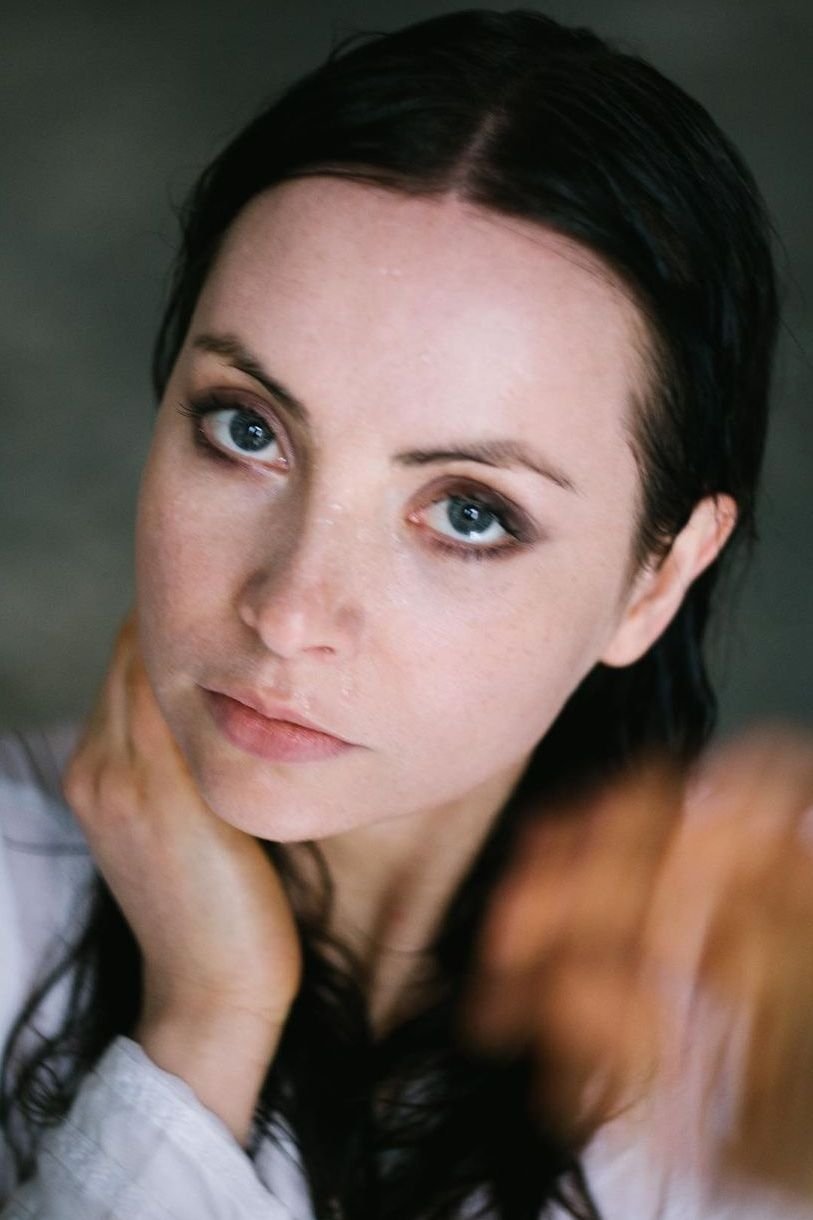 Valeriia Khodos backdrop