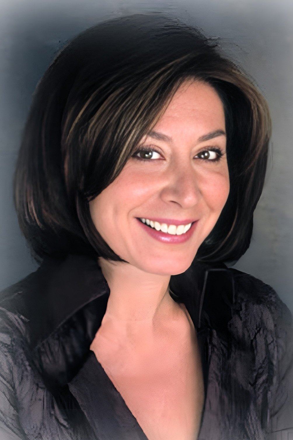 Fiorella Faltoyano backdrop