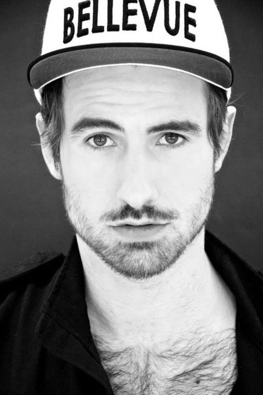 François-Simon Déziel backdrop