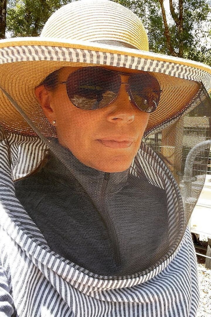 Julie Deichman backdrop