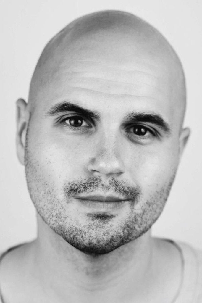 Anders Glud Jensen backdrop