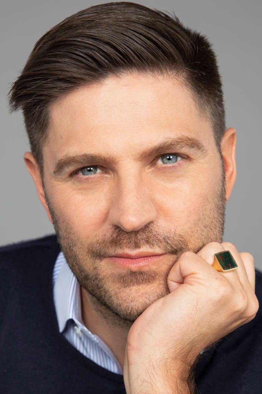 Dan Wakeford backdrop