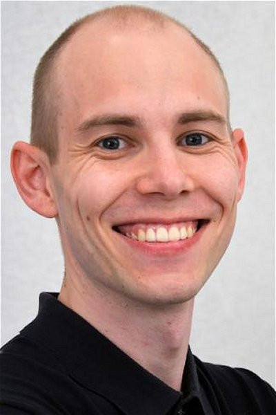 Malthe Jagd Miehe-Renard backdrop