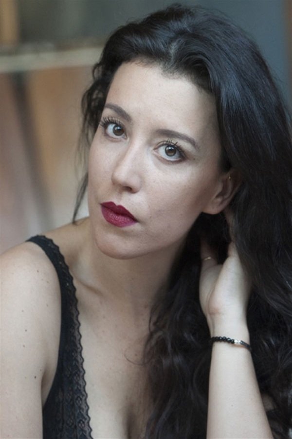 Gaëlle Gauthier backdrop