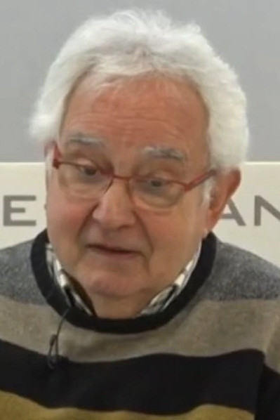 Enric Isasi-Isasmendi backdrop