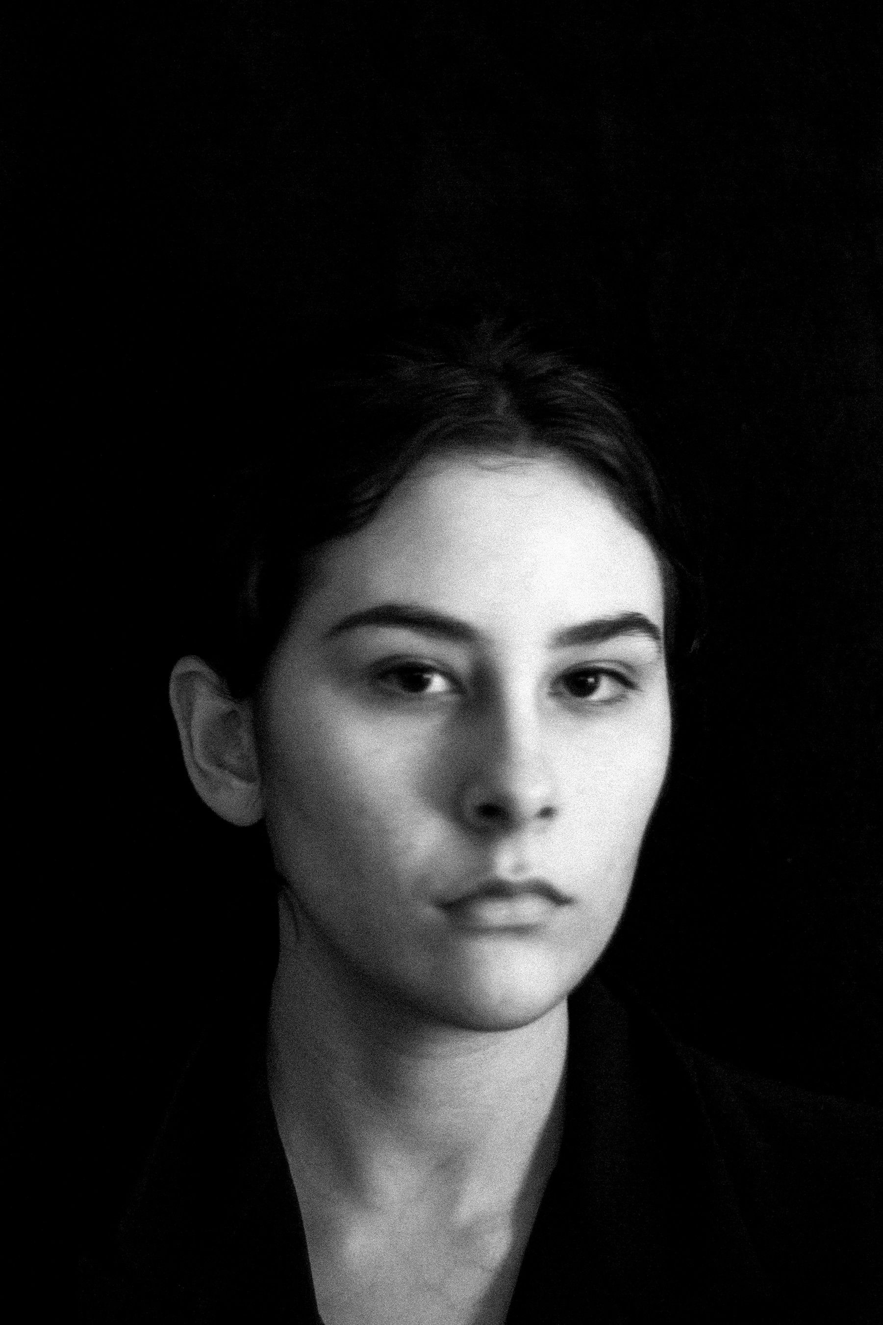 Sophia Lautert backdrop