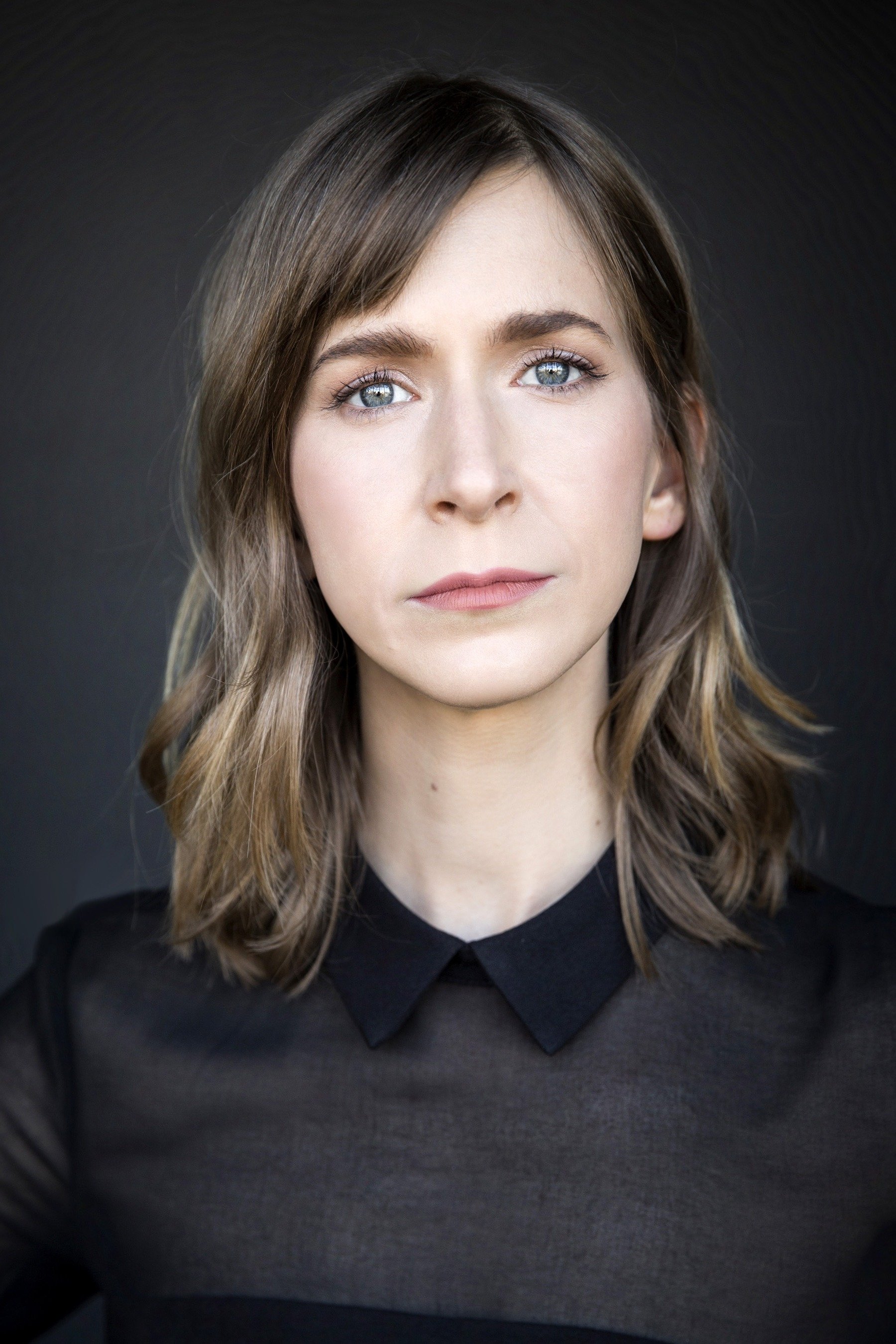 Deanna Rooney backdrop