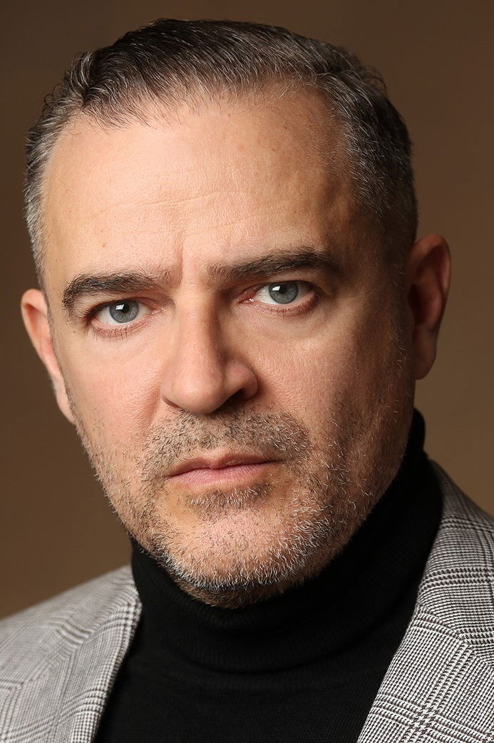 Patu Fernández backdrop