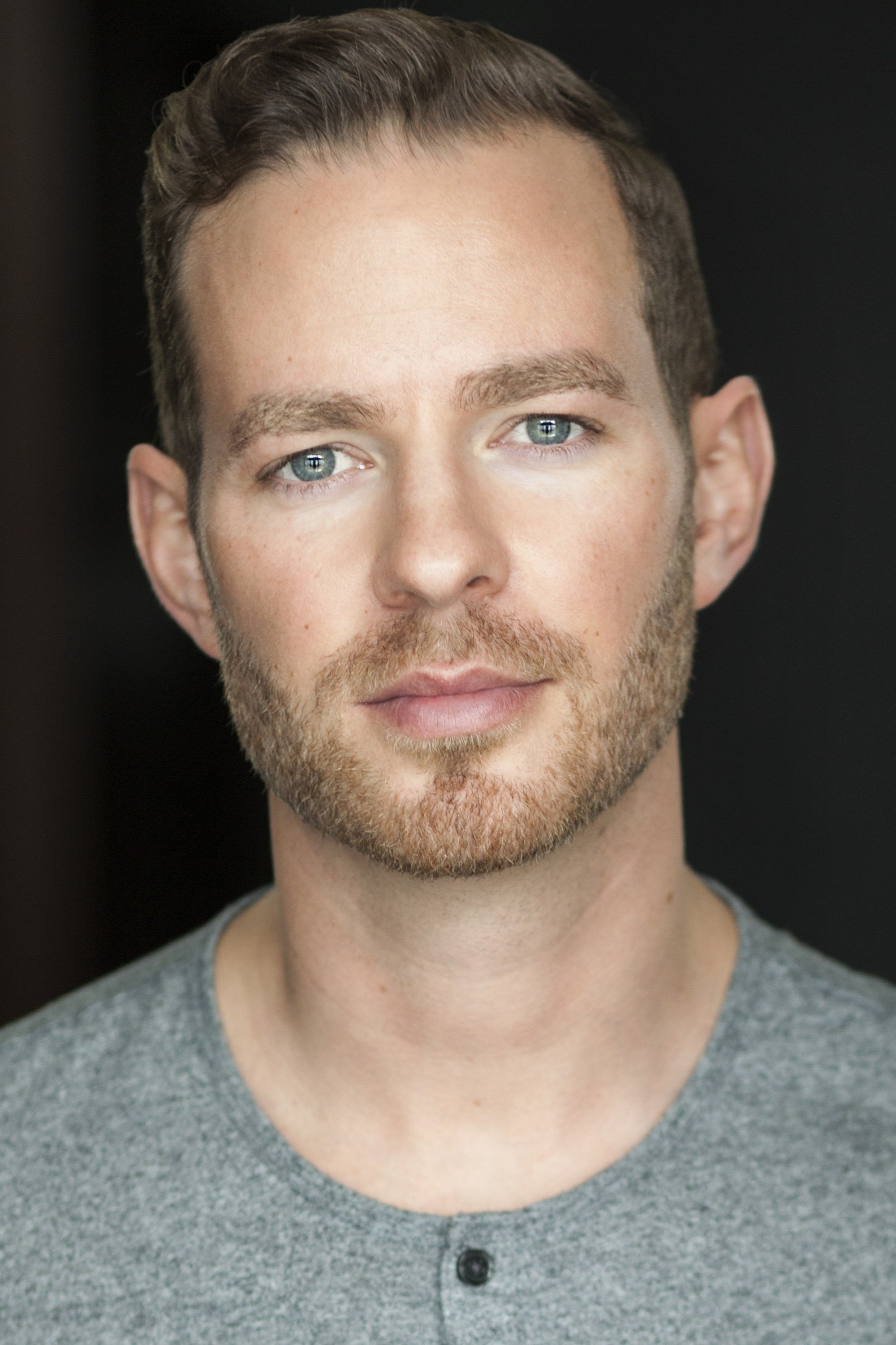 Matthew Sears backdrop