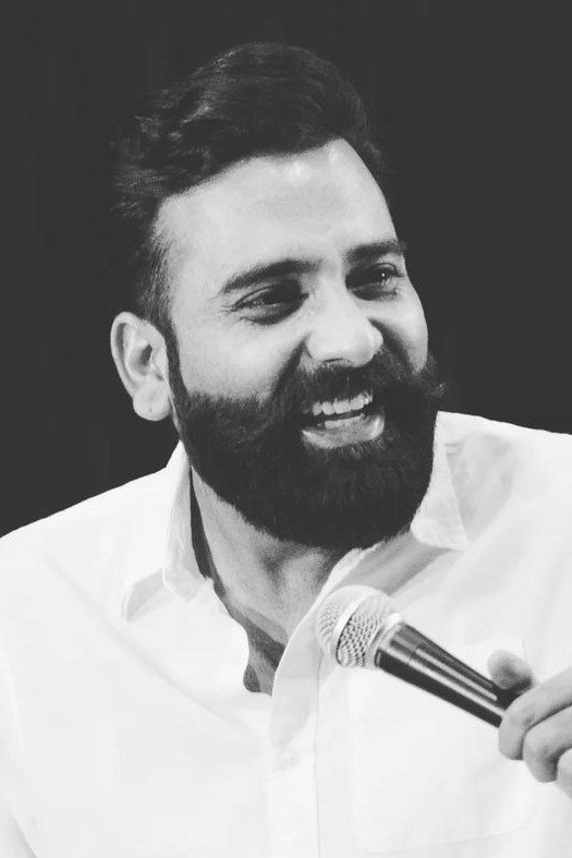 Anubhav Singh Bassi backdrop