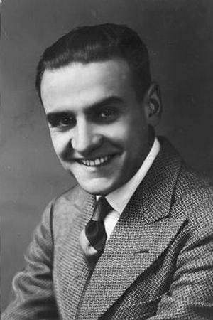 Wacław Ścibor-Rylski backdrop