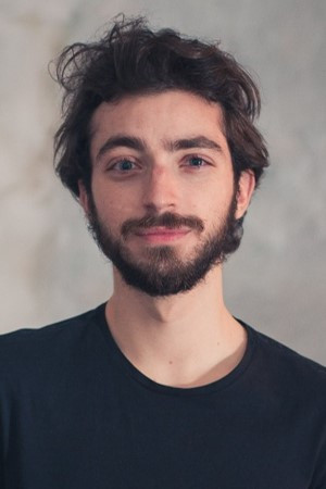 Pedro Sgarbi backdrop