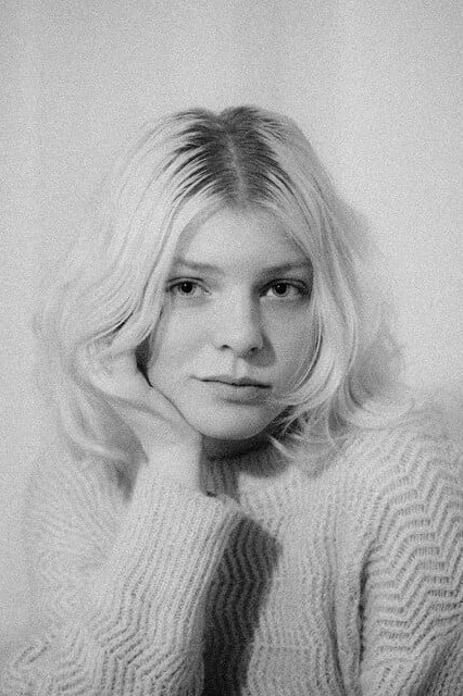 Elžbieta Vozbinaitė backdrop