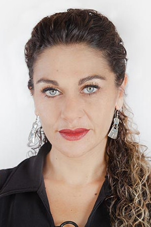 Elisabeth Torres backdrop