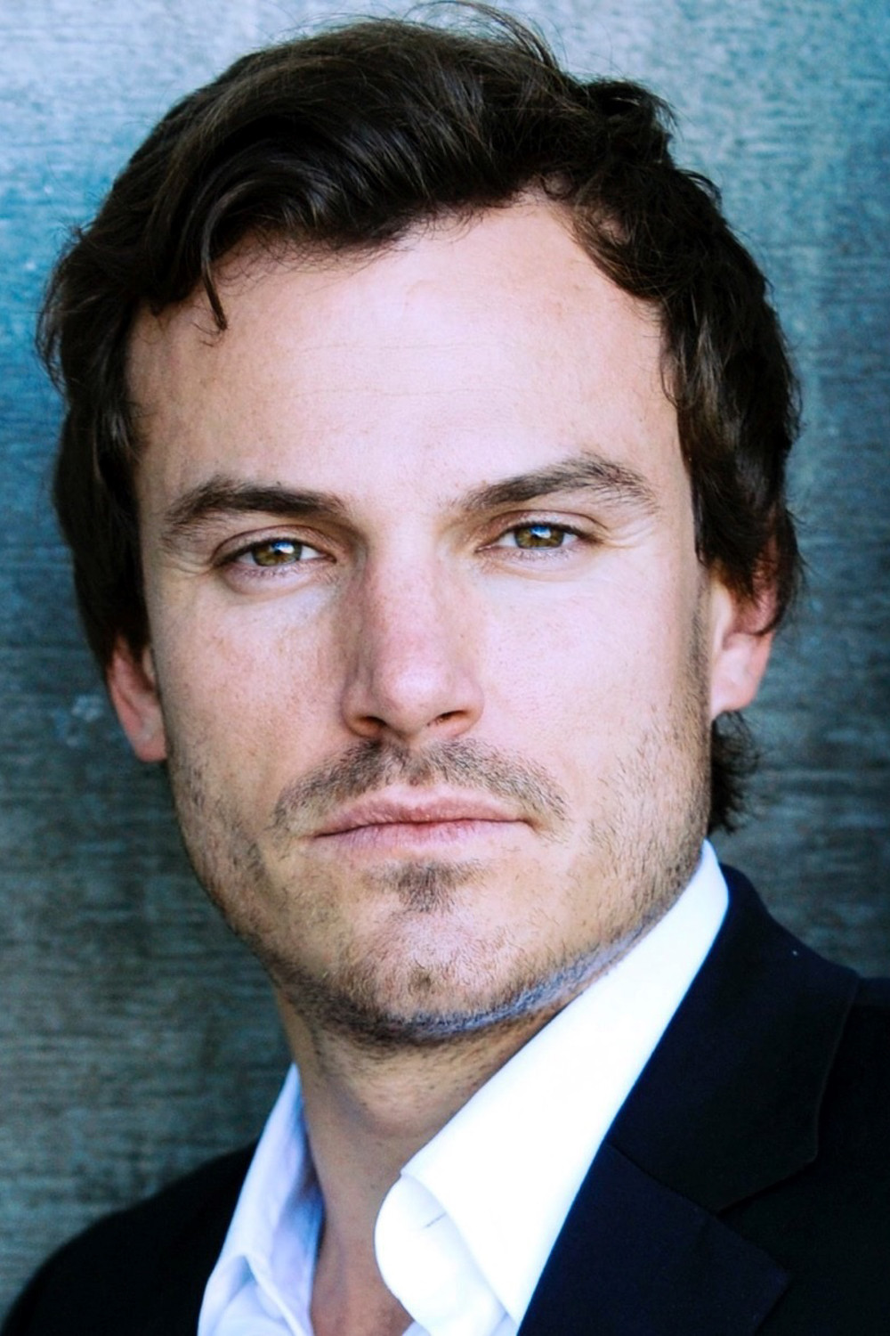 Manuel Vince backdrop