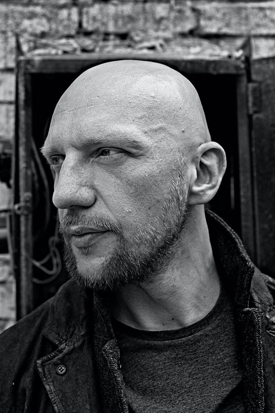 Andrey Pozdnukhov backdrop