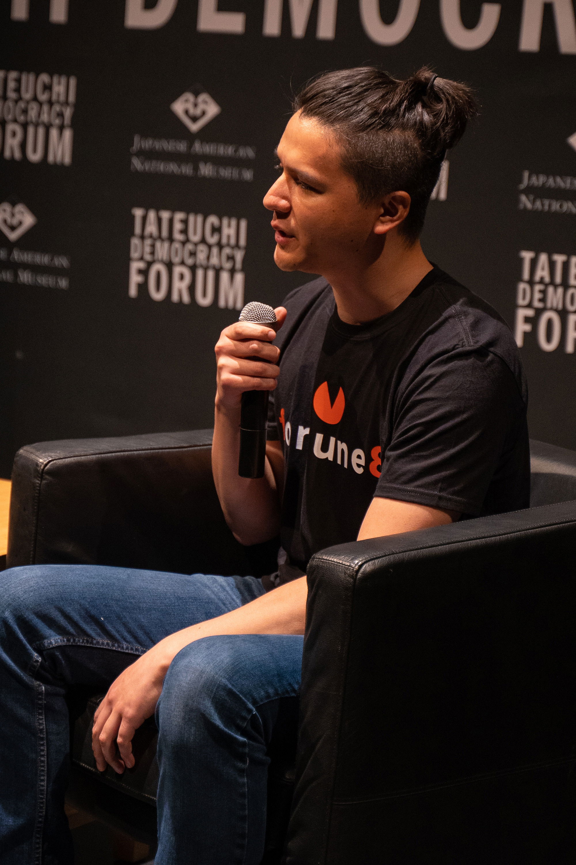 Taka Tsubota backdrop