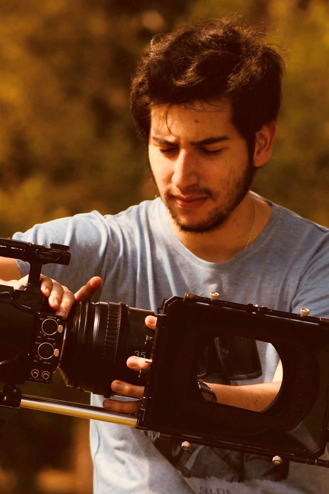 Kevin Mantilla backdrop