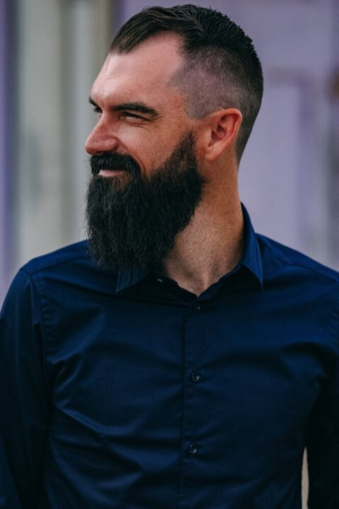 Dalton Thomas backdrop