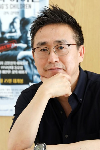 Kim Deog-young backdrop