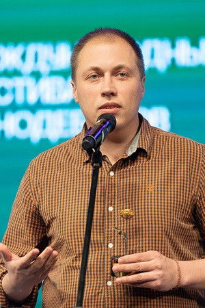 Nikita Dobrynin backdrop